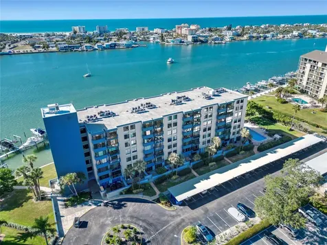 644 Island Way Clearwater Beach FL 33767