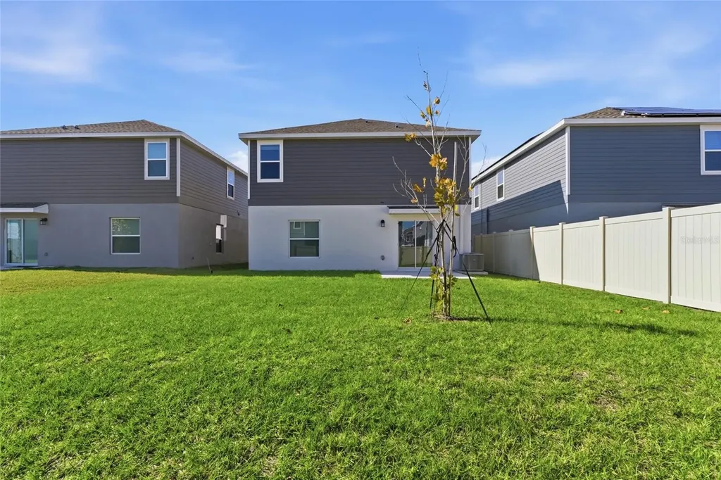 1195 Tyler Loop Winter Haven FL 33884