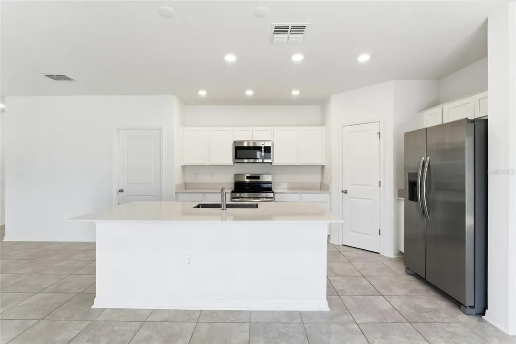1195 Tyler Loop Winter Haven FL 33884