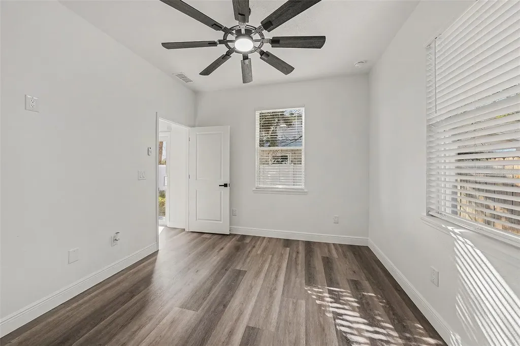 1905 E 23rd Avenue Tampa FL 33605