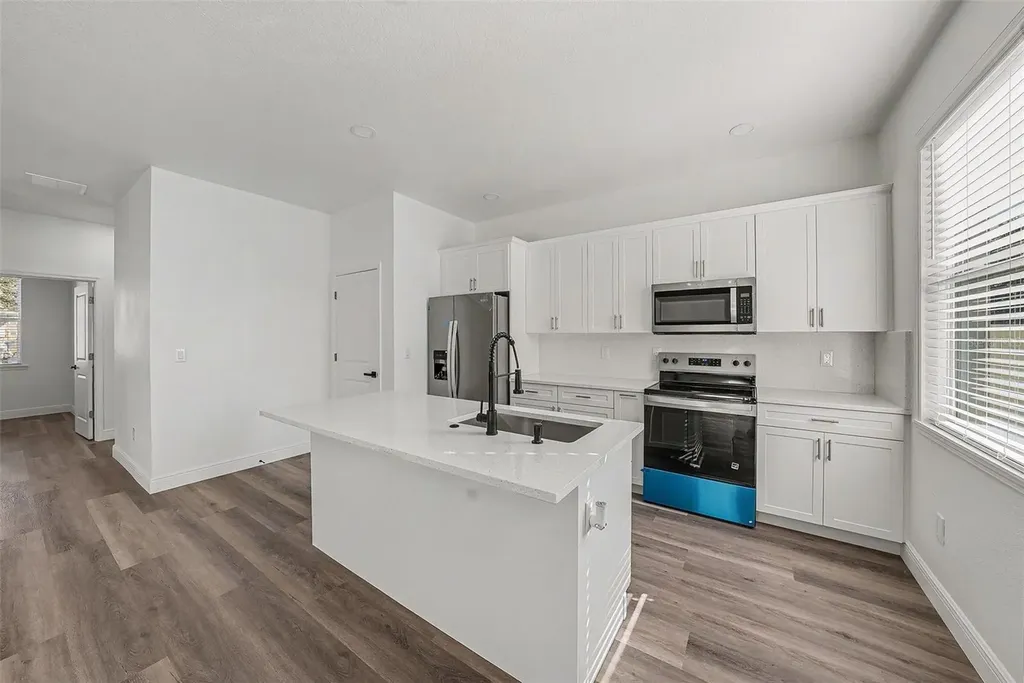 1905 E 23rd Avenue Tampa FL 33605
