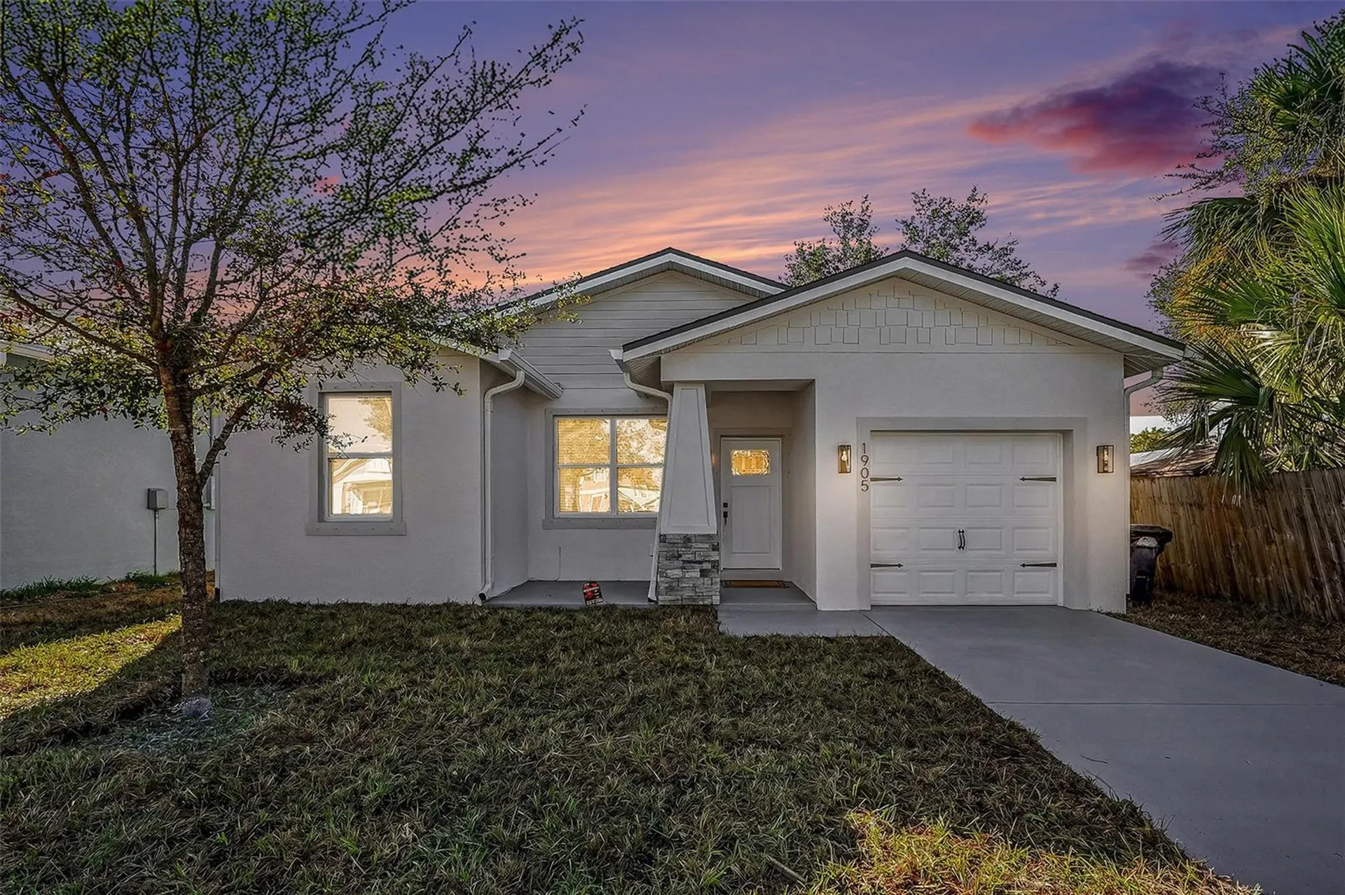 1905 E 23rd Avenue Tampa FL 33605