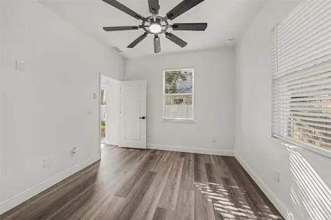 1905 E 23rd Avenue Tampa FL 33605