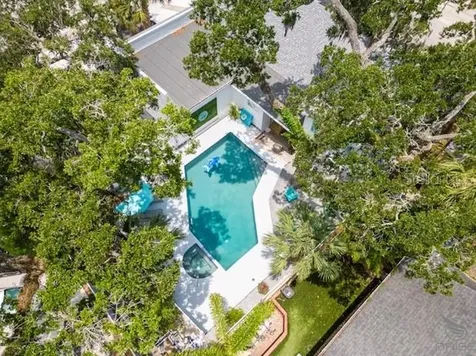 301 Live Oak Street New Smyrna Beach FL 32168