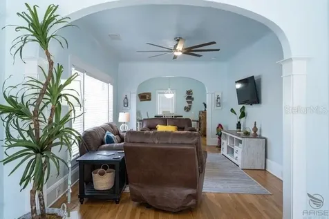 301 Live Oak Street New Smyrna Beach FL 32168