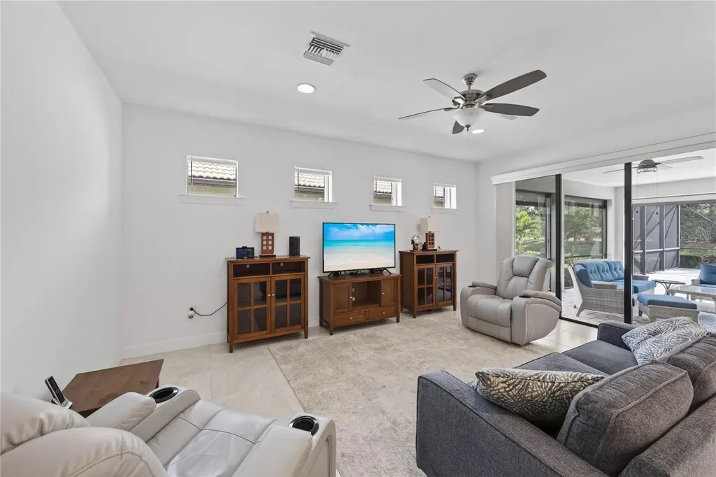 17114 Seaford Way Bradenton FL 34202
