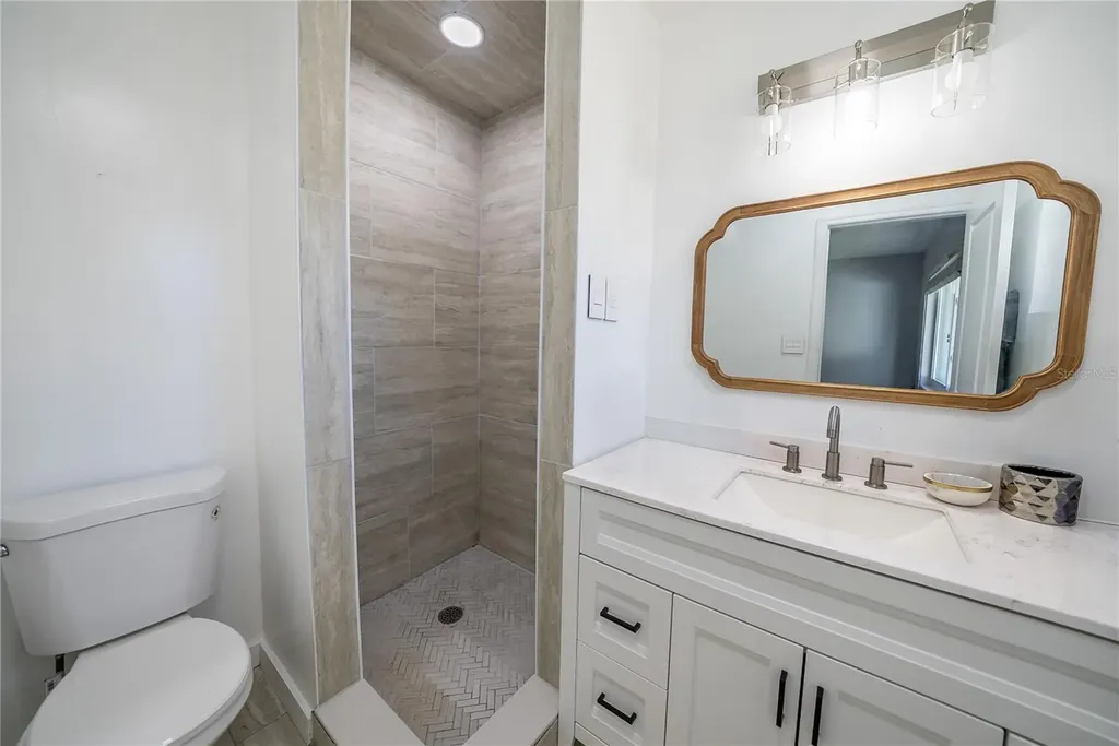 831 NE 41st Avenue Ocala FL 34470