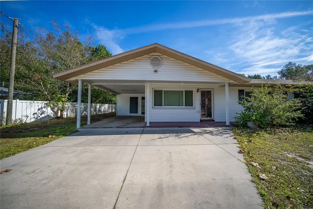 831 NE 41st Avenue Ocala FL 34470