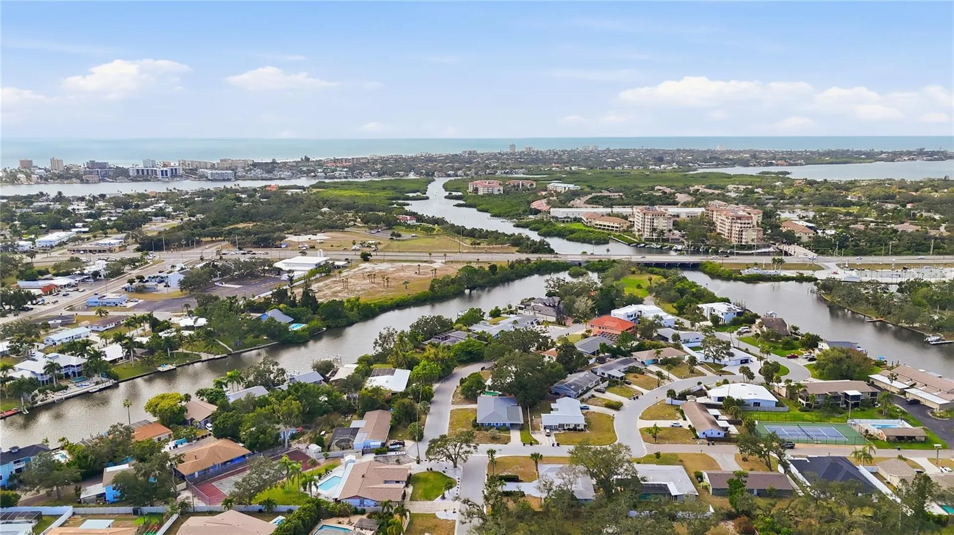 2227-2229 Montclair Drive Sarasota FL 34231