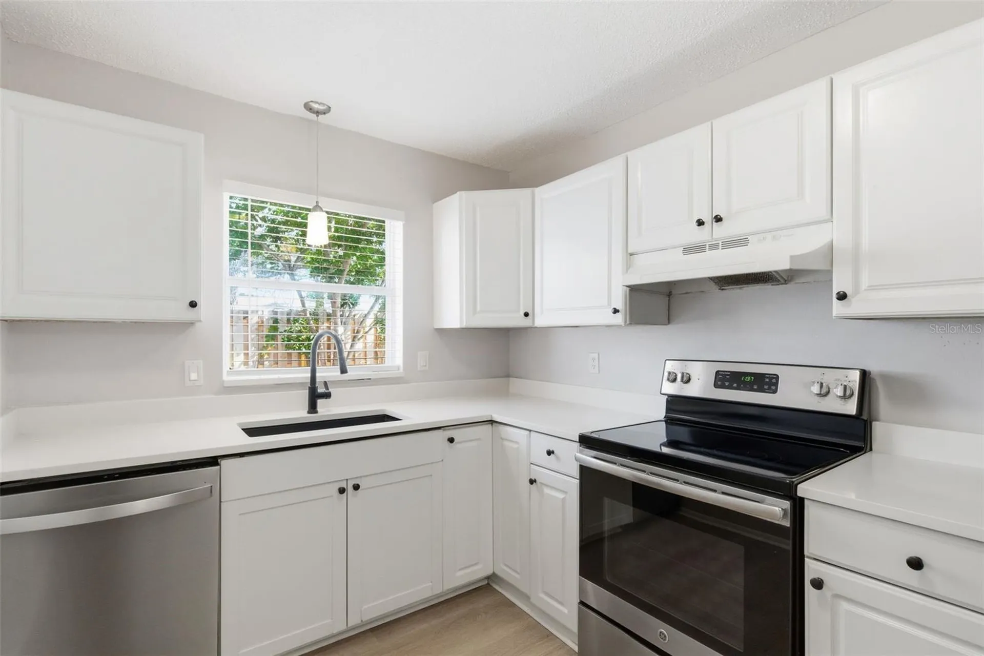 2227-2229 Montclair Drive Sarasota FL 34231