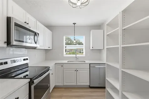 2227-2229 Montclair Drive Sarasota FL 34231