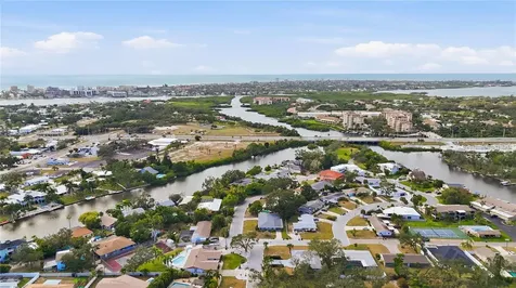 2227-2229 Montclair Drive Sarasota FL 34231
