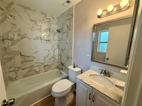 2227-2229 Montclair Drive Sarasota FL 34231