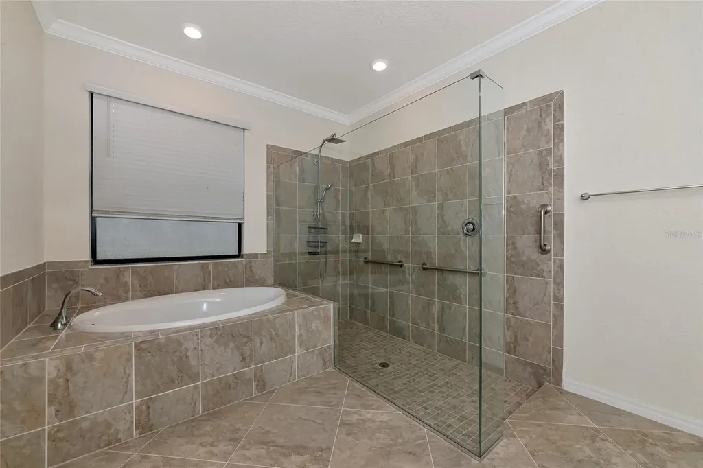 10202 Marbella Drive Bradenton FL 34211