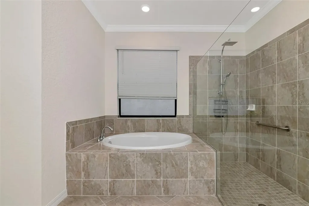 10202 Marbella Drive Bradenton FL 34211