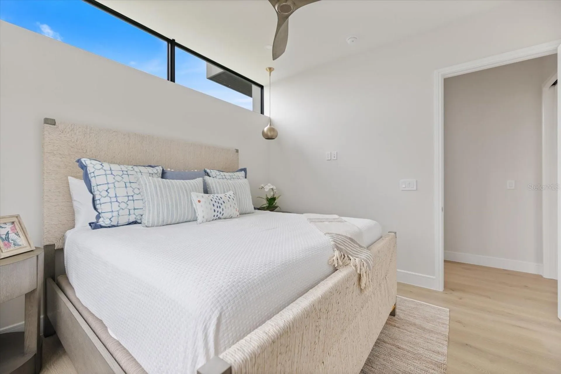 590 De Narvaez Drive Longboat Key FL 34228