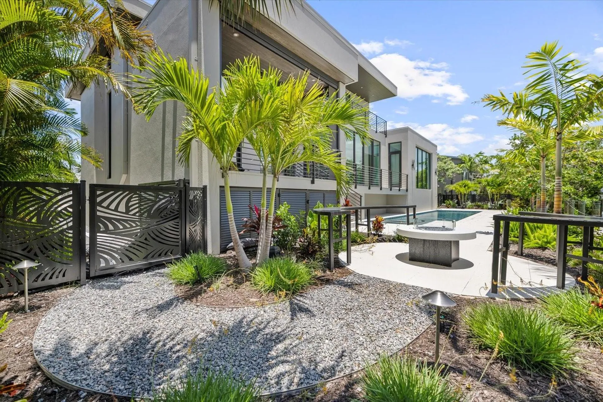 590 De Narvaez Drive Longboat Key FL 34228
