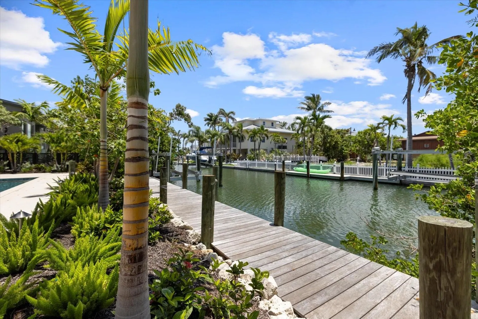 590 De Narvaez Drive Longboat Key FL 34228