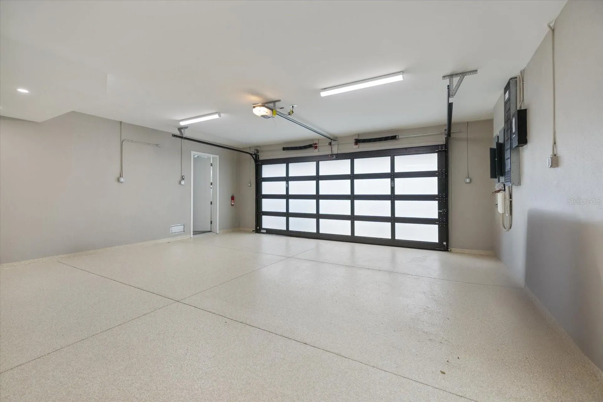 590 De Narvaez Drive Longboat Key FL 34228