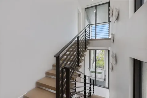 590 De Narvaez Drive Longboat Key FL 34228