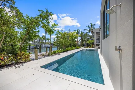 590 De Narvaez Drive Longboat Key FL 34228