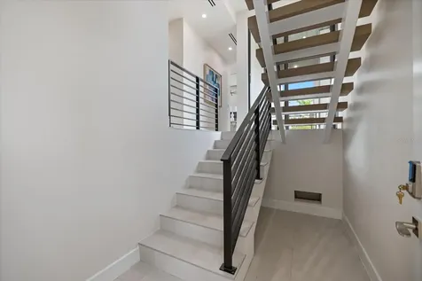 590 De Narvaez Drive Longboat Key FL 34228
