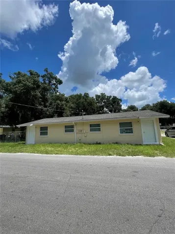 403 Terry Street Wildwood FL 34785