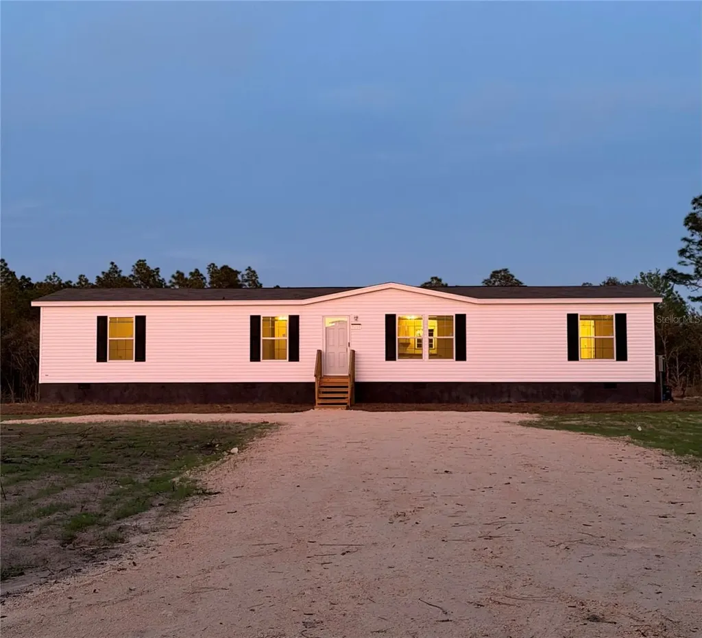 7251 NE 105th Avenue Bronson FL 32621