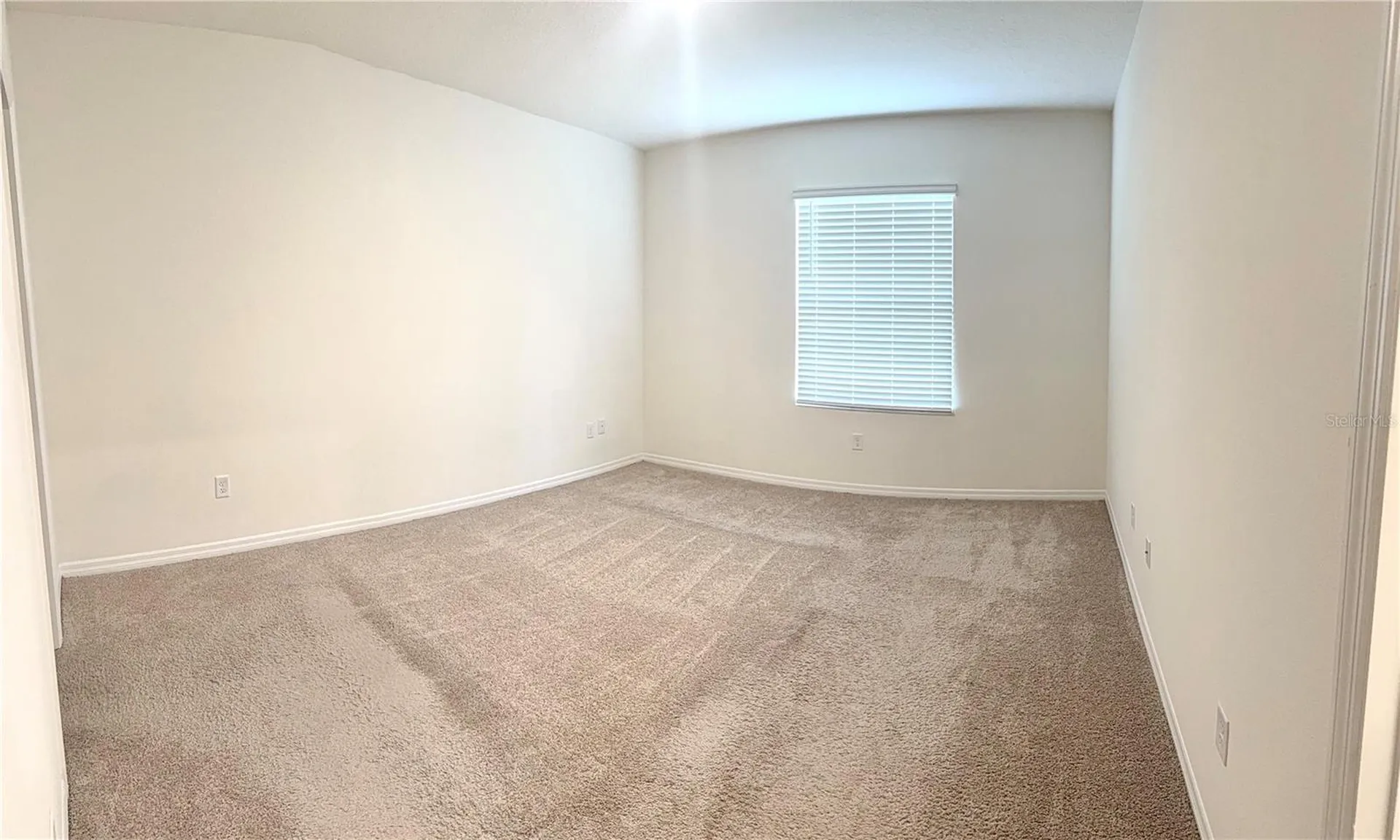 1241 Yellow Finch Drive Davenport FL 33837