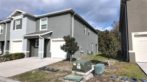 1241 Yellow Finch Drive Davenport FL 33837