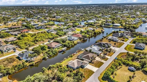 9500 Singer Circle Port Charlotte FL 33981