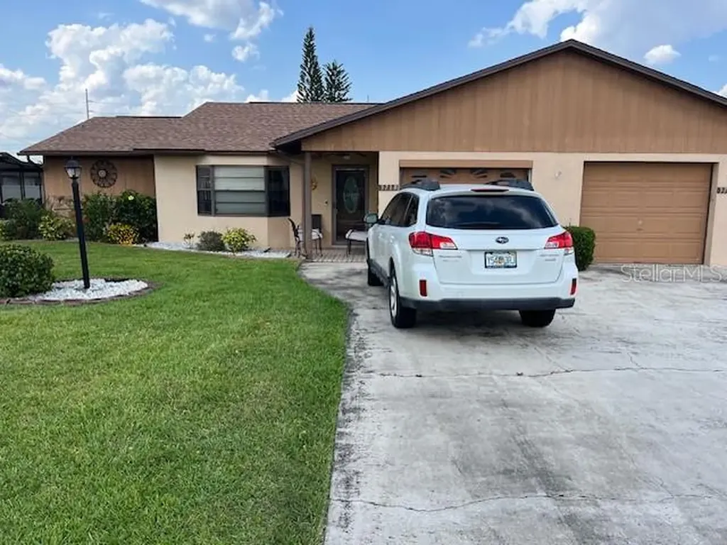 3718 Thunderbird Hill Circle Sebring FL 33872