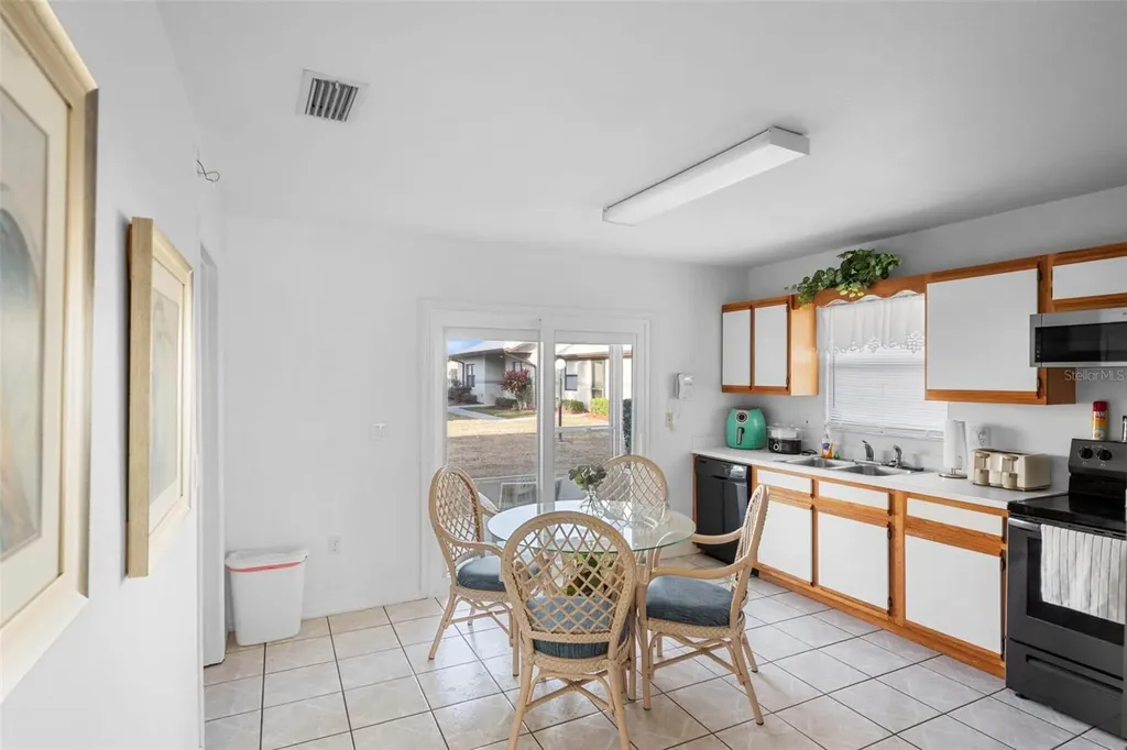 1916 Villaway E Sebring FL 33876