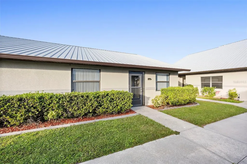 1916 Villaway E Sebring FL 33876