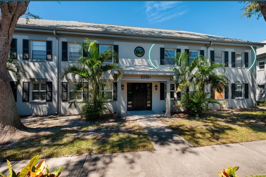 6970A Place De La Paix South Pasadena FL 33707