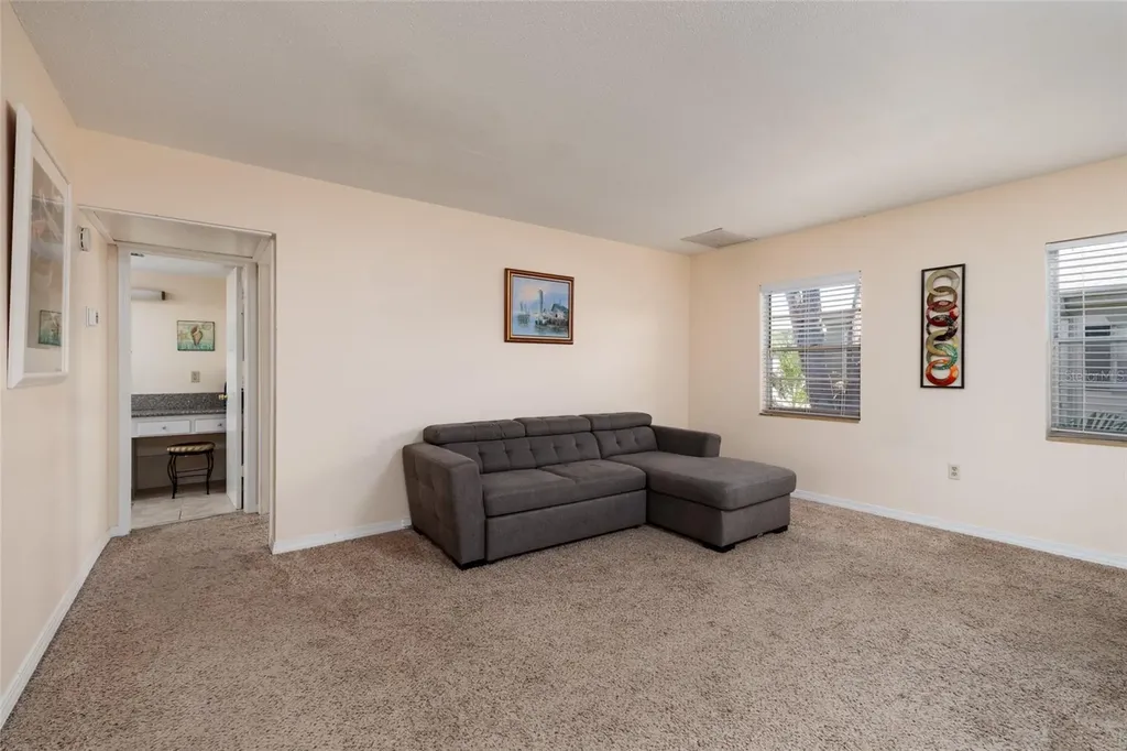 6970A Place De La Paix South Pasadena FL 33707