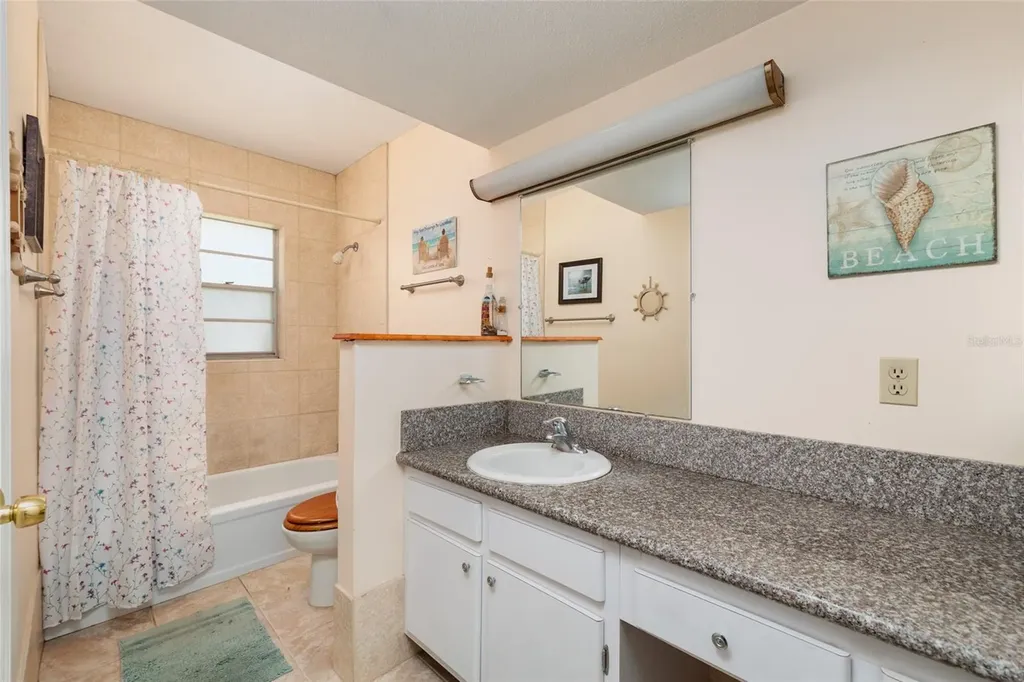 6970A Place De La Paix South Pasadena FL 33707