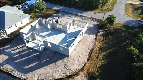 1405 Winthrop Street North Port FL 34288