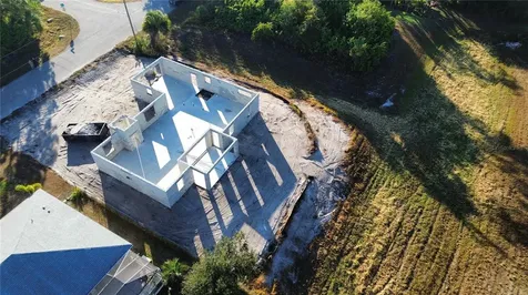 1405 Winthrop Street North Port FL 34288