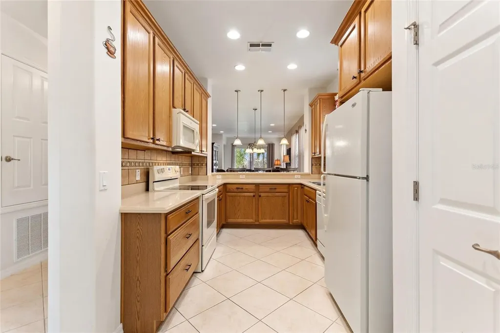2316 Palm Tree Drive Kissimmee FL 34759