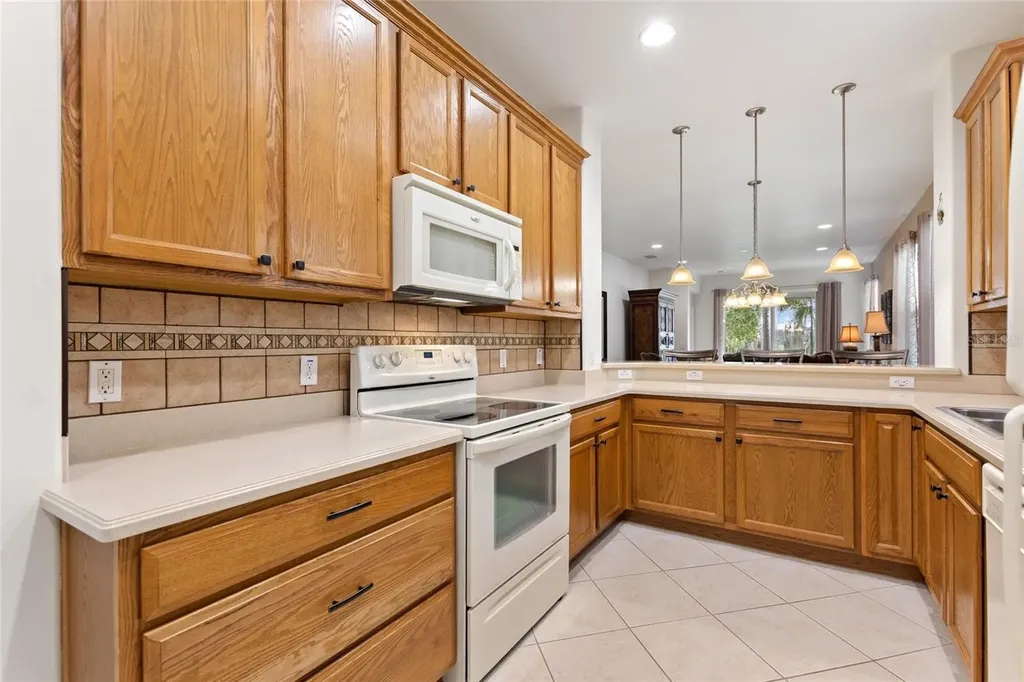 2316 Palm Tree Drive Kissimmee FL 34759