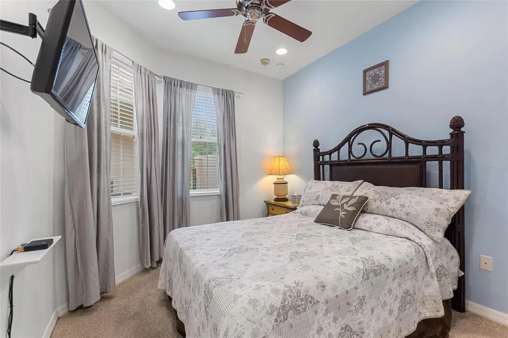 2316 Palm Tree Drive Kissimmee FL 34759