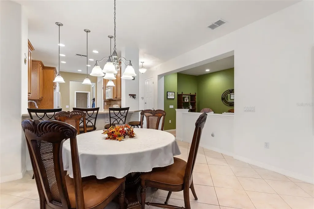 2316 Palm Tree Drive Kissimmee FL 34759