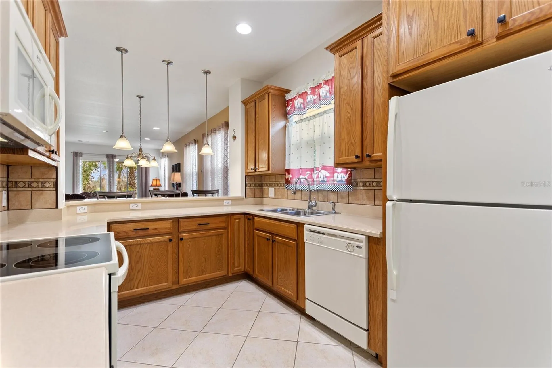 2316 Palm Tree Drive Kissimmee FL 34759