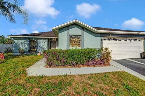 52 York Court Kissimmee FL 34758