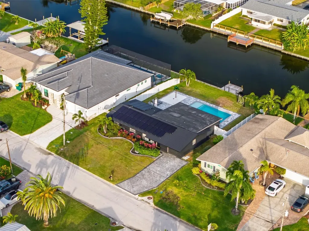 113 Deleon Road Cocoa Beach FL 32931