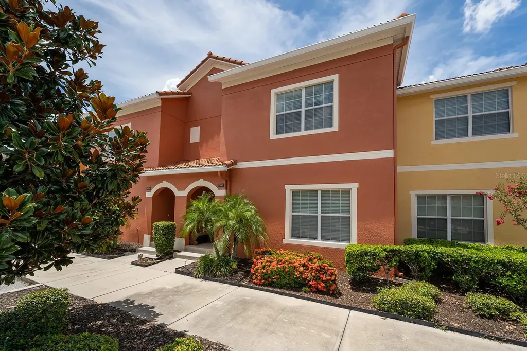 8957 Cat Palm Road Kissimmee FL 34747