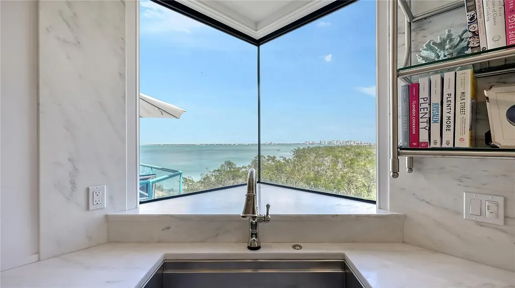 340 Gulf Of Mexico Drive Longboat Key FL 34228