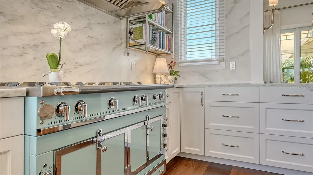 340 Gulf Of Mexico Drive Longboat Key FL 34228