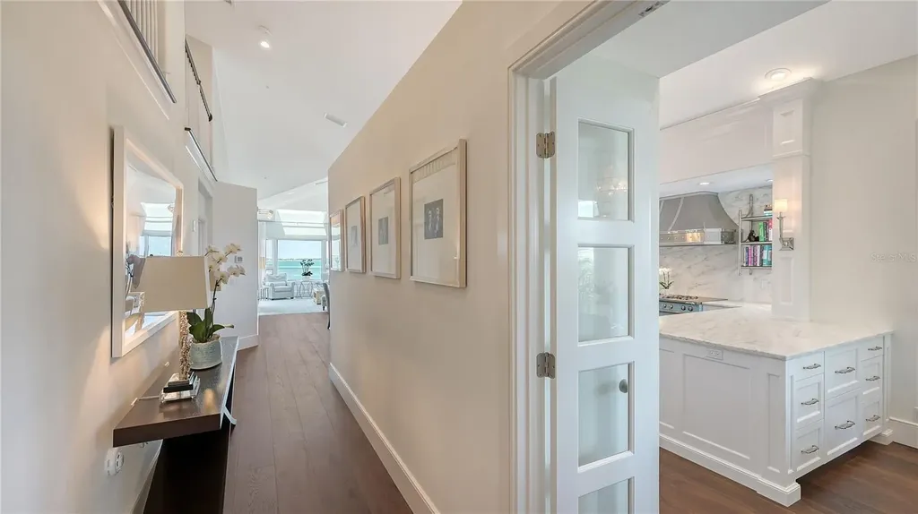340 Gulf Of Mexico Drive Longboat Key FL 34228